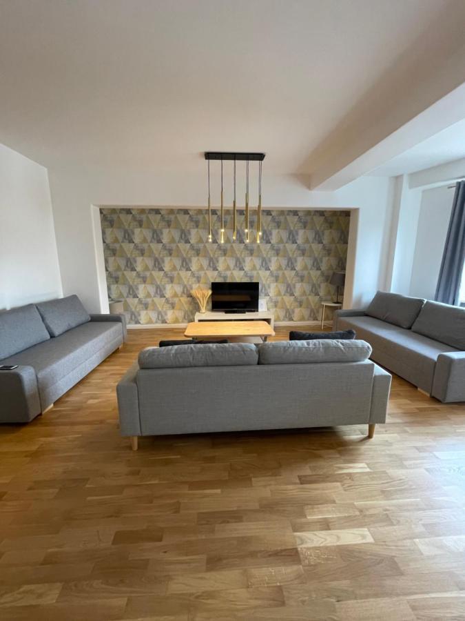 Apartament Boutique - Old Town 120m2 - Private Underground Parking - *